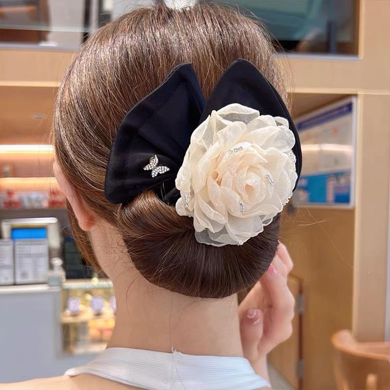 【🎅 🎄 50% OFF】Fashion Flower Twist Hairpin🌸